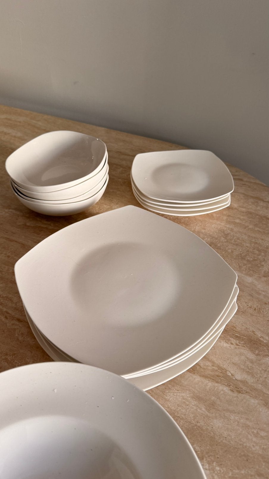 Servies 4 persoons, 7 glazen, 2 pasta borden, Ophalen, Glas, Overige stijlen, Bord(en)