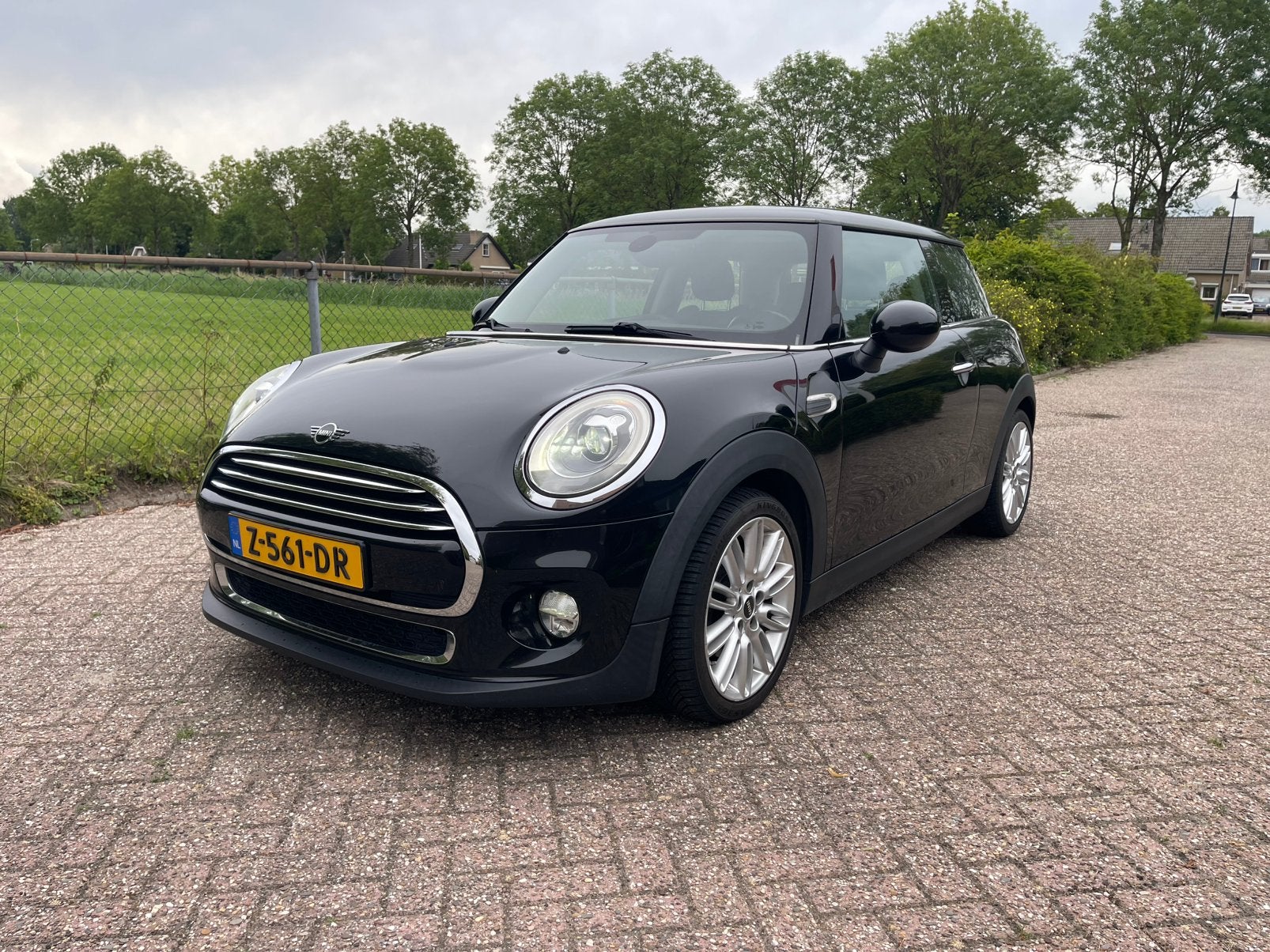Mini 1.5 Cooper 2016 Zwart, Auto's, Mini, Voorwielaandrijving, 136 pk, Zwart, 4 stoelen