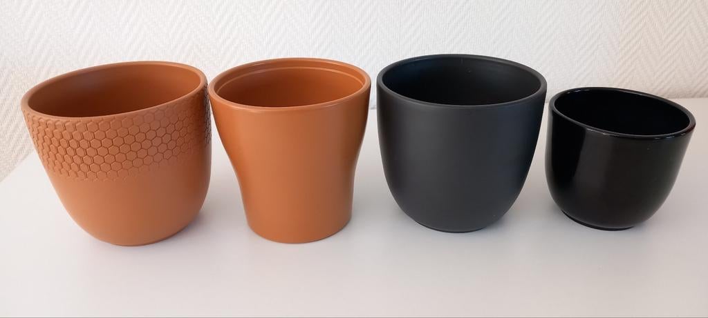 4 Bloempotten 'Mica Decorations', Ophalen, Rond, Binnen, Zo goed als nieuw