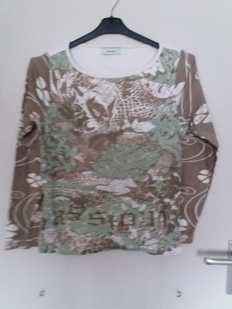 Een gekleurd T-Shirt met lange mouwen, Maat 38/40 (M), Meerkleurig, Ophalen of Verzenden, Lange mouw