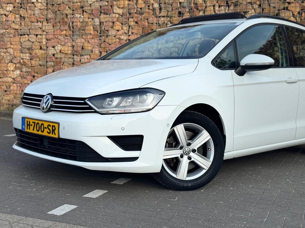 Volkswagen Golf Sportsvan 1.4 TSI Highline Automaat Pano PDC, Auto's, Gebruikt, Euro 6, Wit, 19 km/l