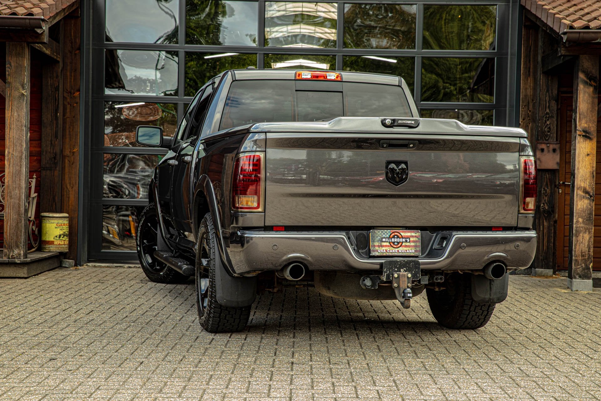 Dodge Ram 1500 classic 5.7 V8 Laramie zonder btw | ! Marge !, Auto's, Dodge, Automaat, Gebruikt, 5654 cc, 402 pk