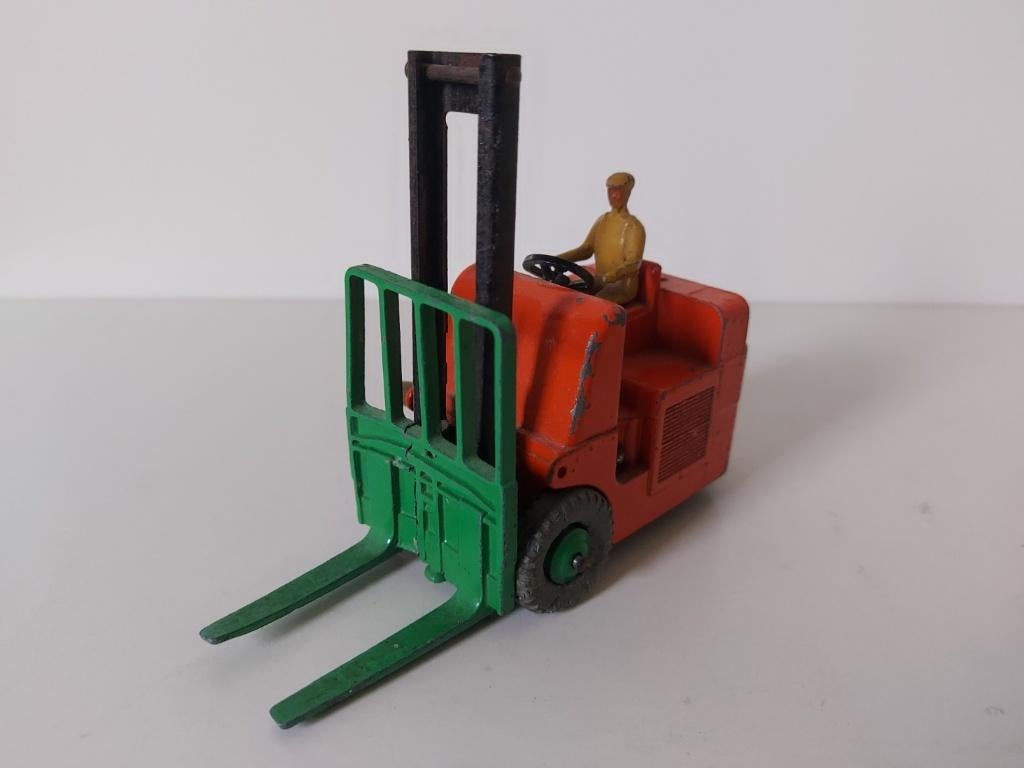 Dinky 14c Coventry Climax vorkheftruck, Ophalen of Verzenden, Gebruikt, Overige typen