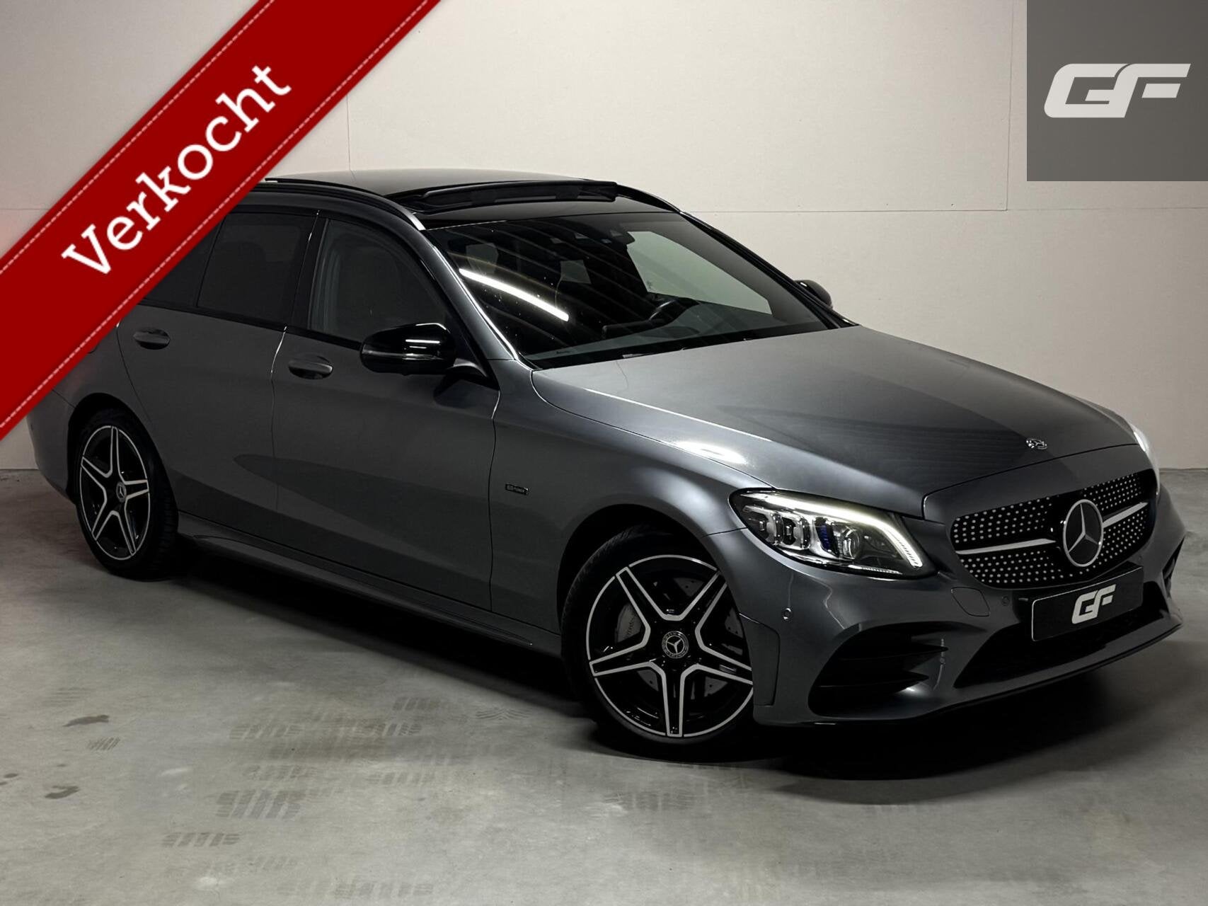 Mercedes C-klasse Estate 300e AMG Pano Leer 360° Trekh. NAP, Auto's, Achterwielaandrijving, Met garantie (alle), 320 pk, Hybride Elektrisch/Benzine