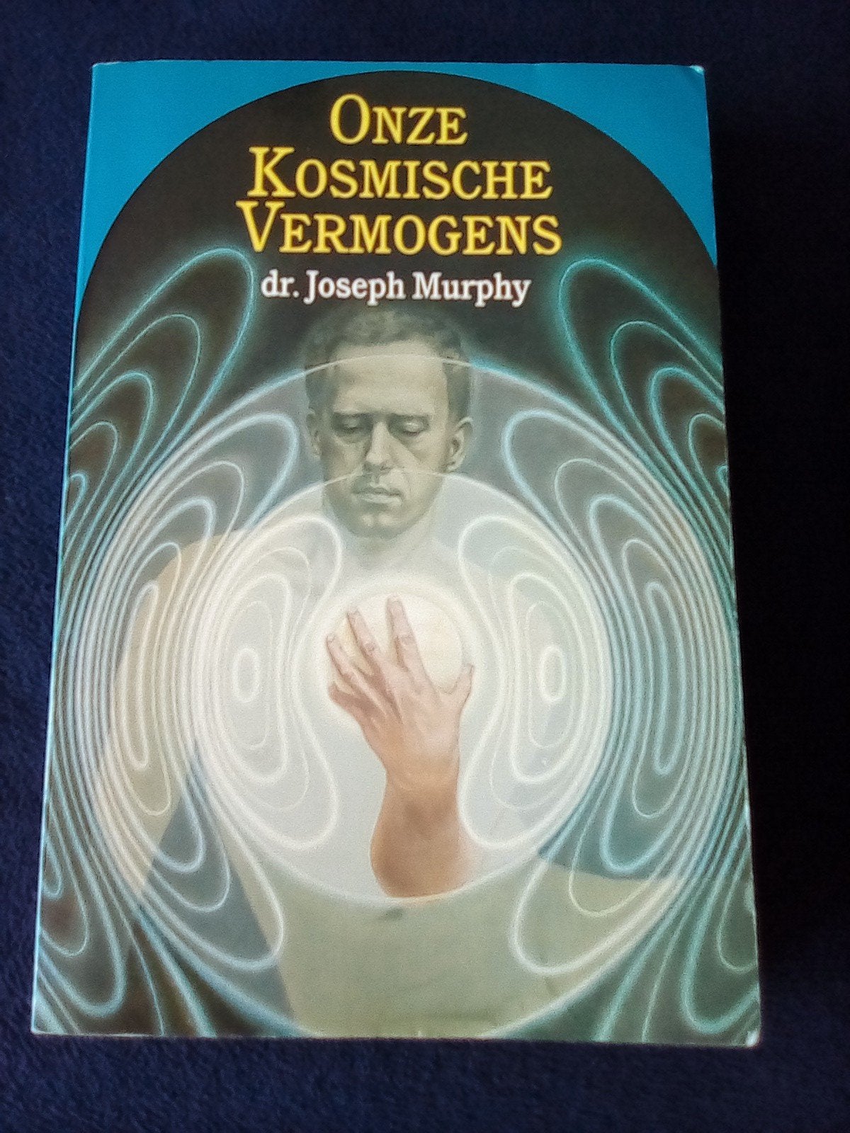 Onze kosmische vermogens -  dr. Joseph Murphy, Boeken, Ophalen of Verzenden, Zo goed als nieuw, Overige onderwerpen, Achtergrond en Informatie