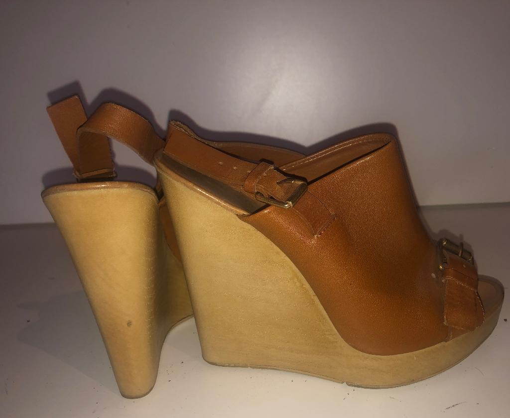 Zara Sexy plateau sleehakken 13 cm hak mt 37, Bruin, Zara, Zo goed als nieuw, Sandalen of Muiltjes