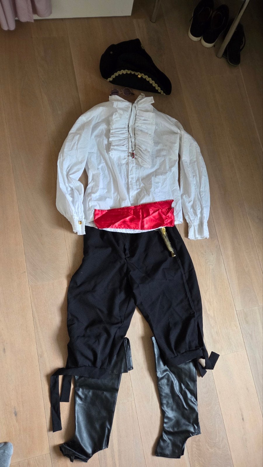 Compleet piratenpak voor Carnaval of themafeest (volwassen), Ophalen, Zo goed als nieuw, Kostuum, Historisch