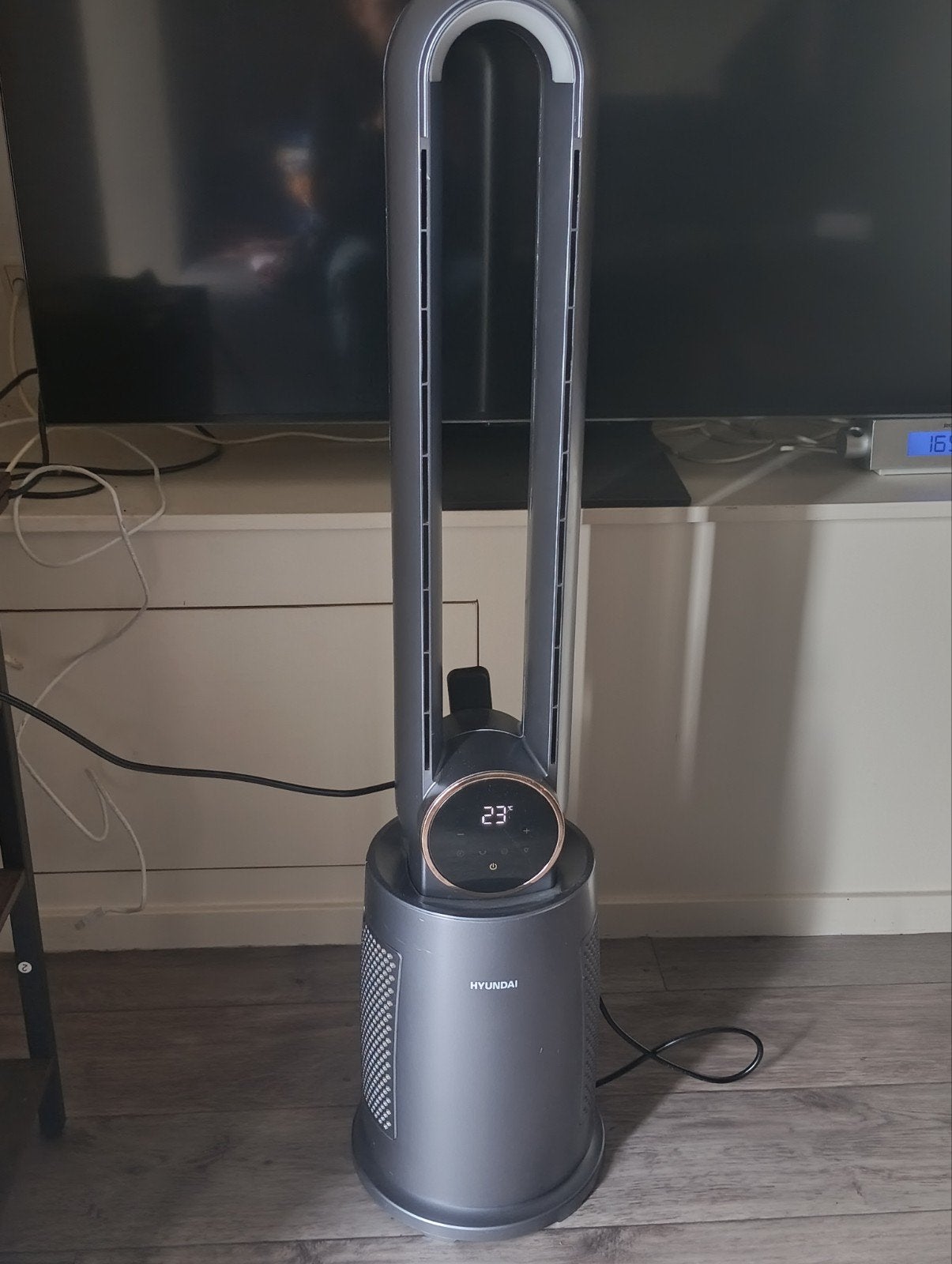 Hyundai Torenventilator met Afstandsbediening - 105cm Hoog, Ophalen, Ventilator met afstandsbediening, Zo goed als nieuw, Torenventilator