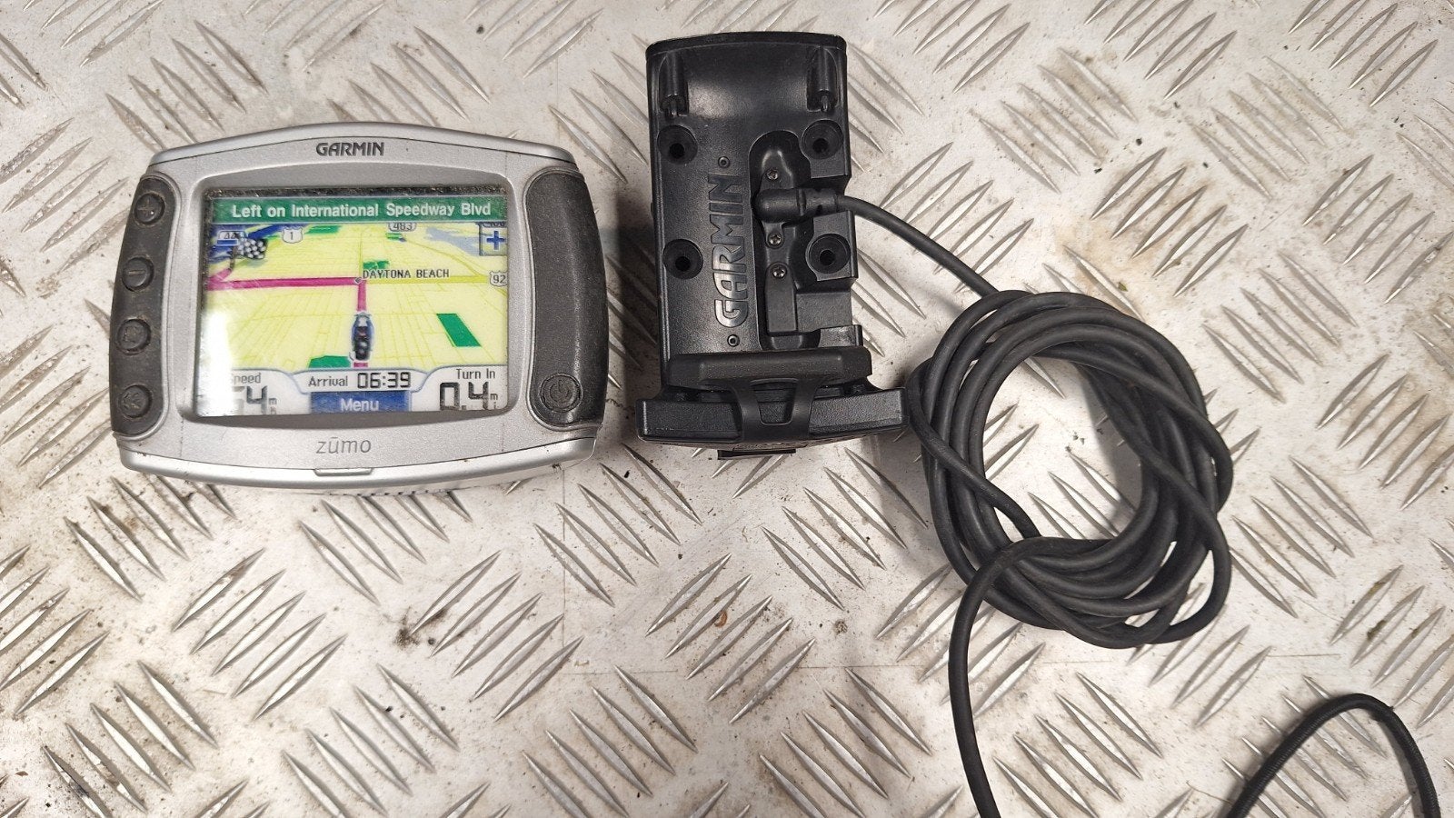 Garmin Zumo 550 - demo behuizing en werkend cradle, Ophalen, Gebruikt
