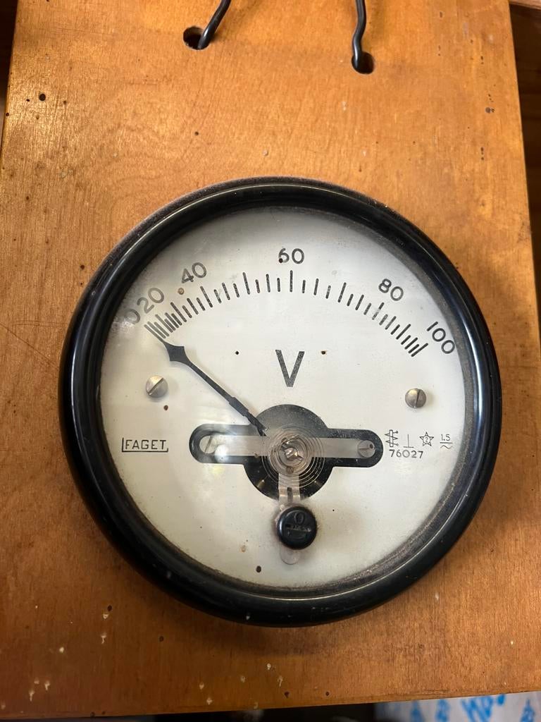 Voltmeter 100V gelijkspanning, Ophalen of Verzenden, Gebruikt