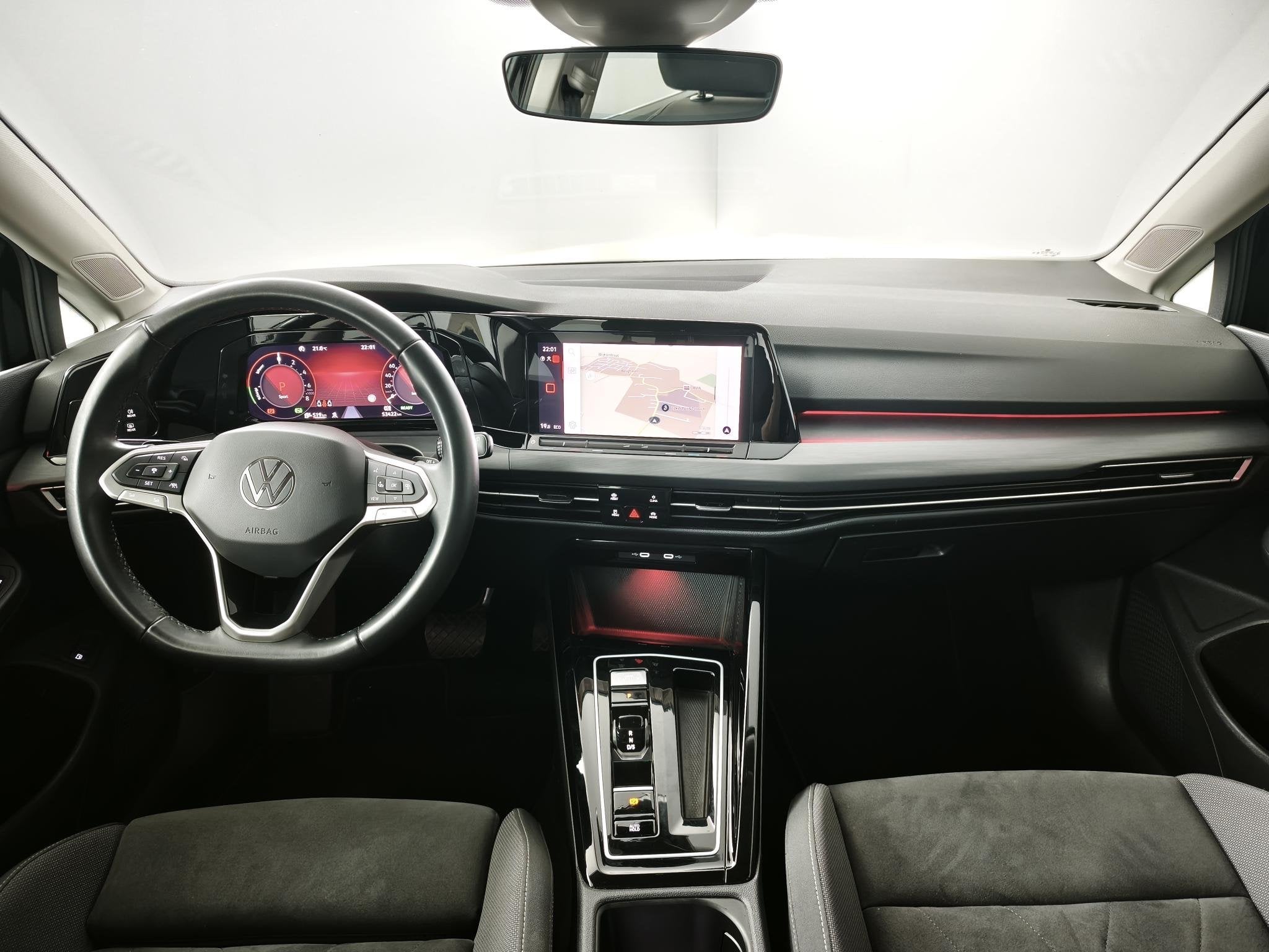 Volkswagen Golf 1.4 eHybrid Style | Travel Assist | Achterui, Auto's, Gebruikt, 4 cilinders, Met garantie (alle), Zwart