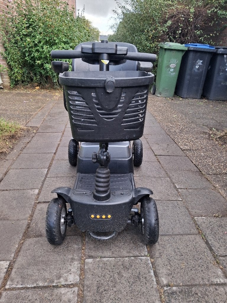 Scootmobiel Vivo 4, Diversen, Ophalen, Life and Mobility, 10 km/u of minder, Gebruikt