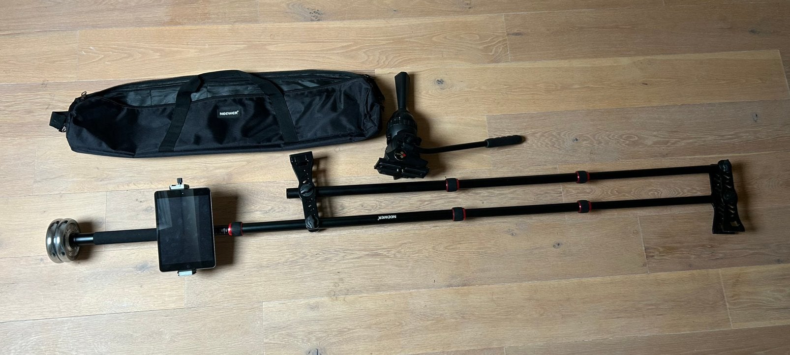 Professionele Neewer mini JIB met ipad houder, Ophalen of Verzenden, Zo goed als nieuw