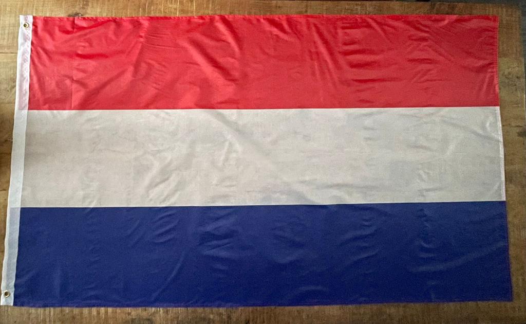 Meerdere nederlandse vlaggen 150x90, nieuw! WK voetbal 2026, Ophalen of Verzenden, Nieuw