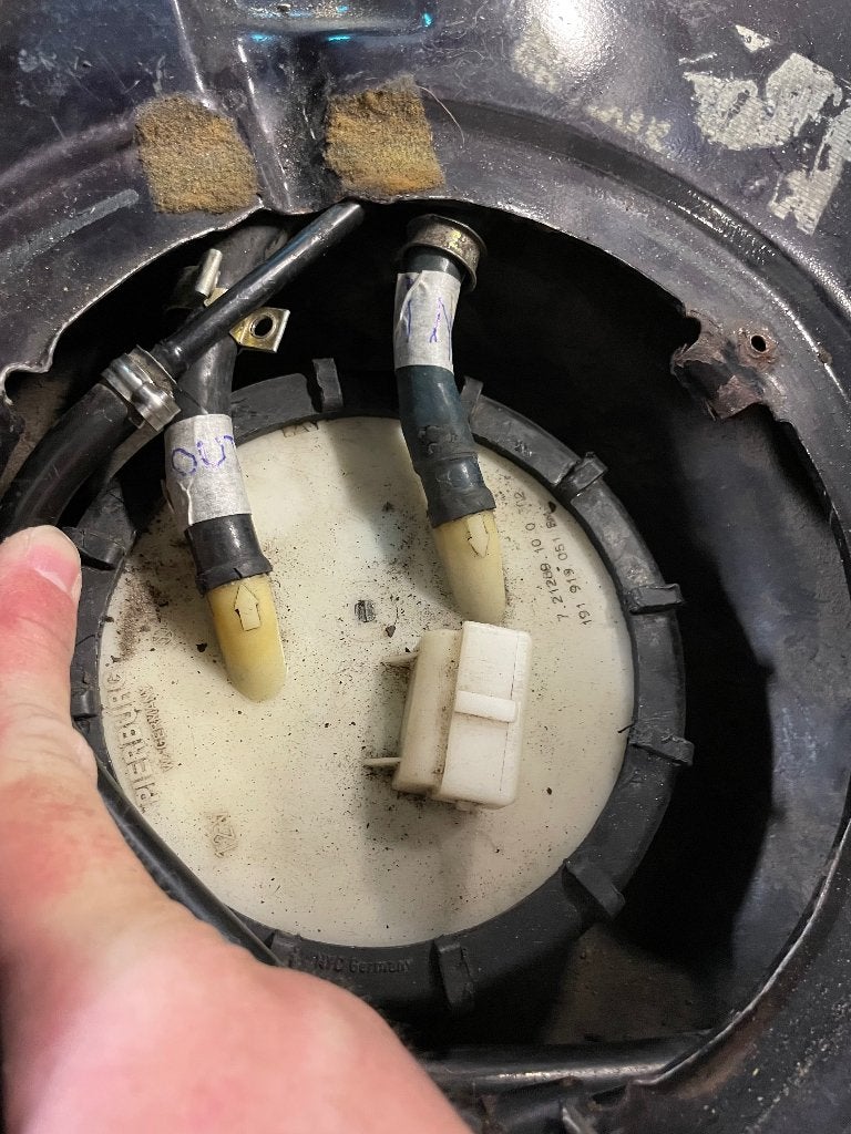 VW Golf 2 brandstoftank stalen ophang spanbanden, Ophalen of Verzenden, Gereviseerd, Volkswagen