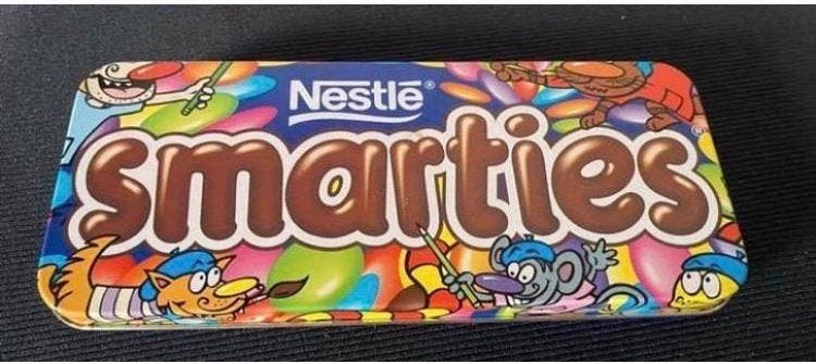 Smarties (Nestlé) rechthoekig blikje. Afm. 17,5x7,5x2 cm., Ophalen of Verzenden, Zo goed als nieuw, Overige, Overige merken