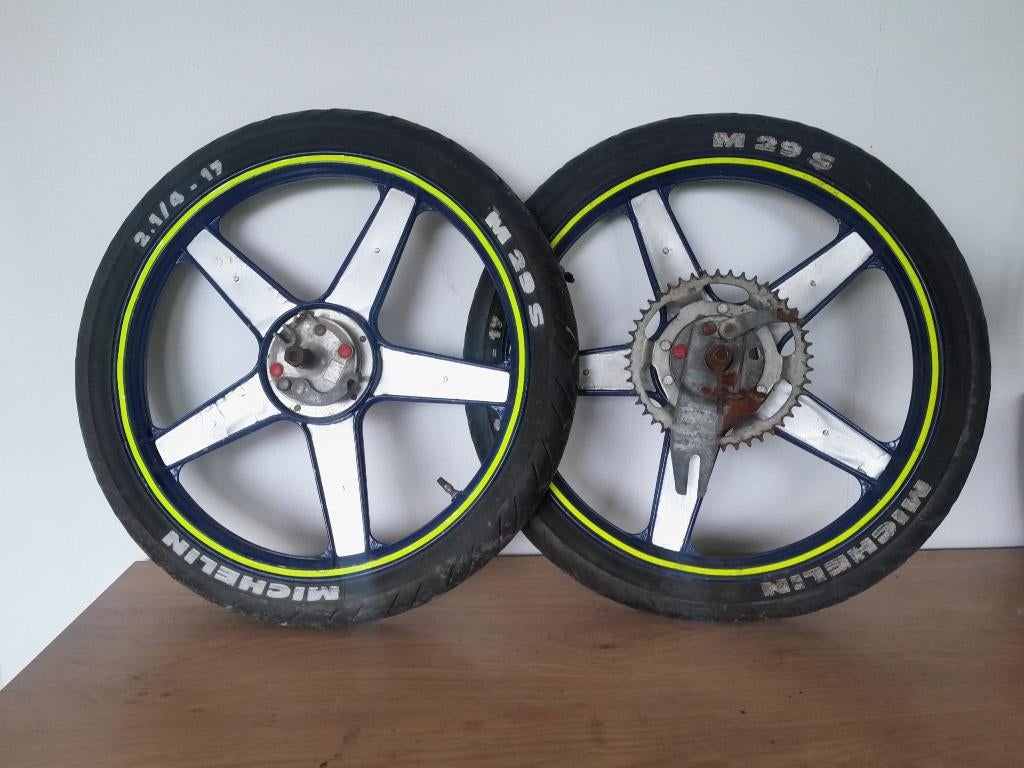 Puch Maxi wielenset Michelin, Fietsen en Brommers, Brommeronderdelen | Puch, Ophalen, Gebruikt, Overige typen