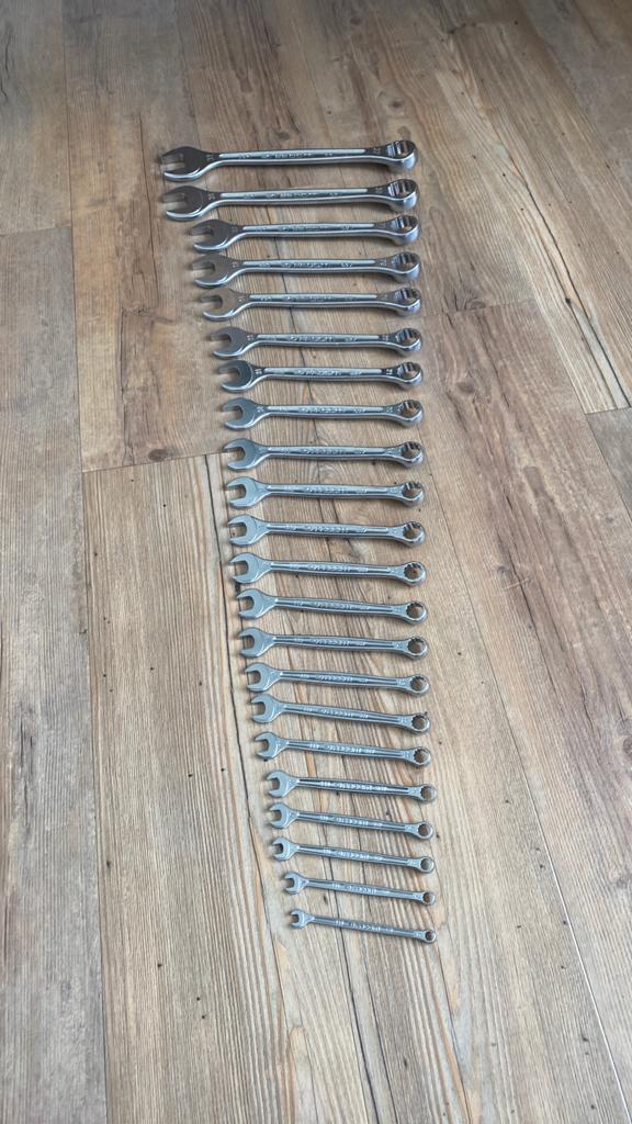 Facom 22 dlg. Steekringsleutelset 6-32mm 440 serie, Ophalen of Verzenden, Zo goed als nieuw