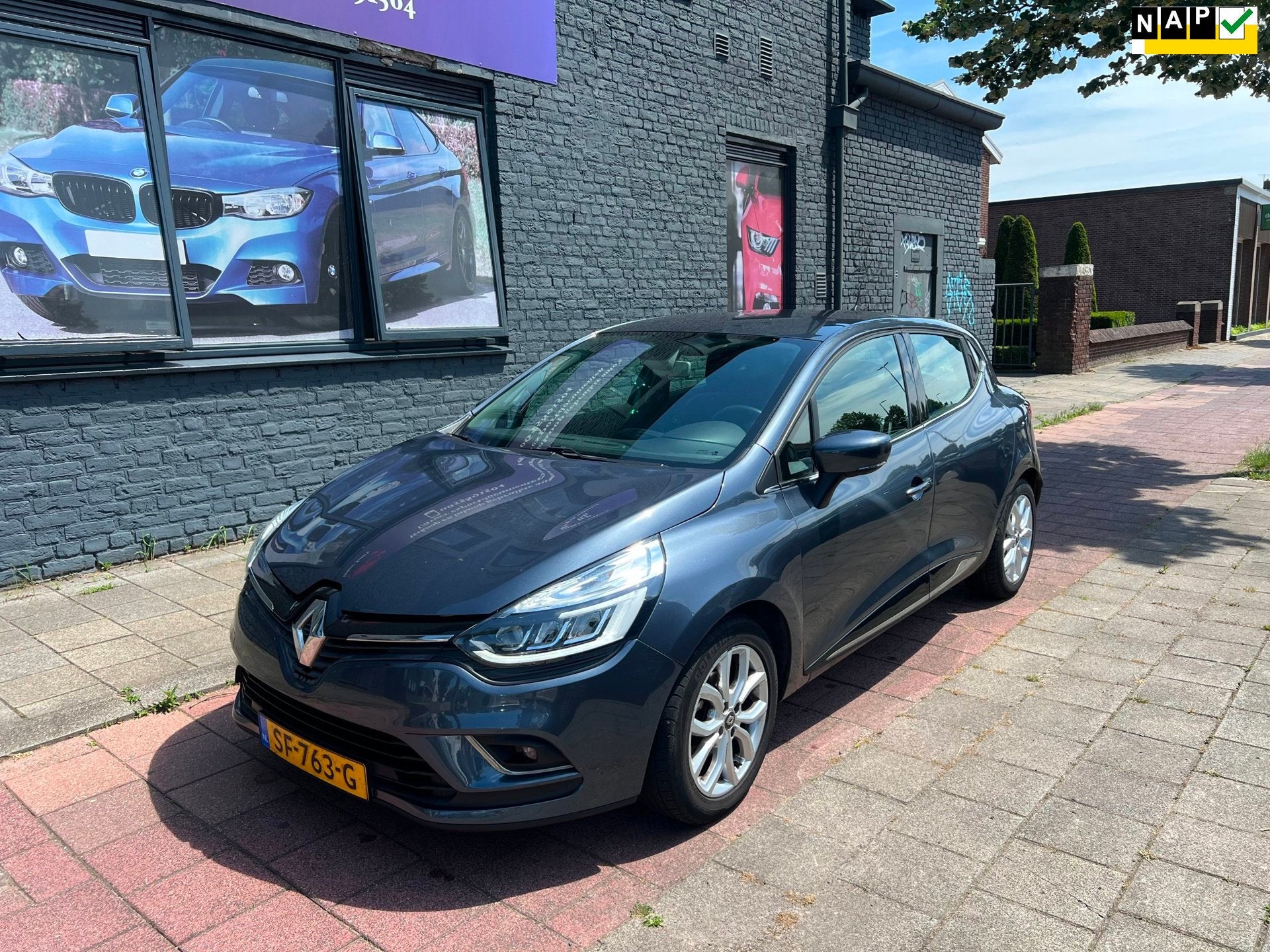 Renault Clio 1.2 TCe Intens, Voorwielaandrijving, Gebruikt, 49 €/maand, Origineel Nederlands