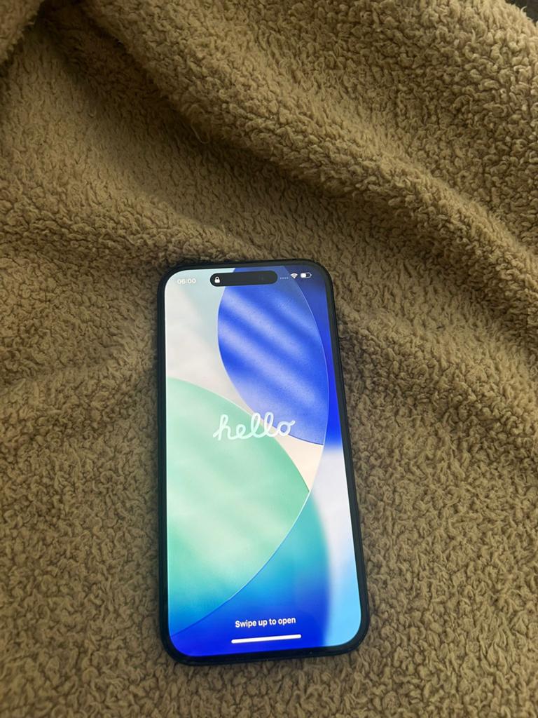 iPhone 15 zwart 128 GB, Telecommunicatie, Mobiele telefoons | Apple iPhone, Zo goed als nieuw, 128 GB, iPhone 15, Zwart, Ophalen of Verzenden