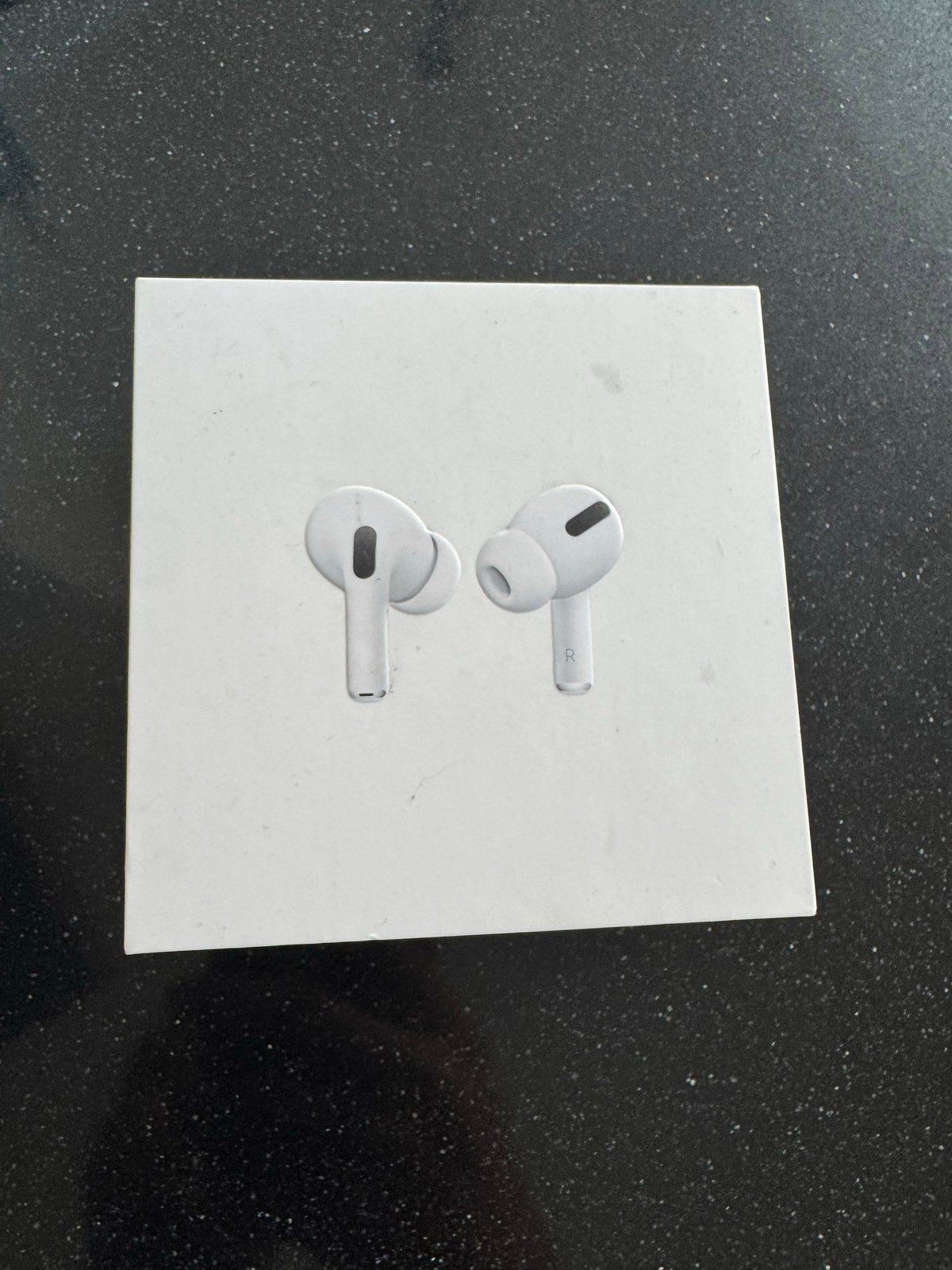 Apple AirPods Pro met draadloze oplaadcase