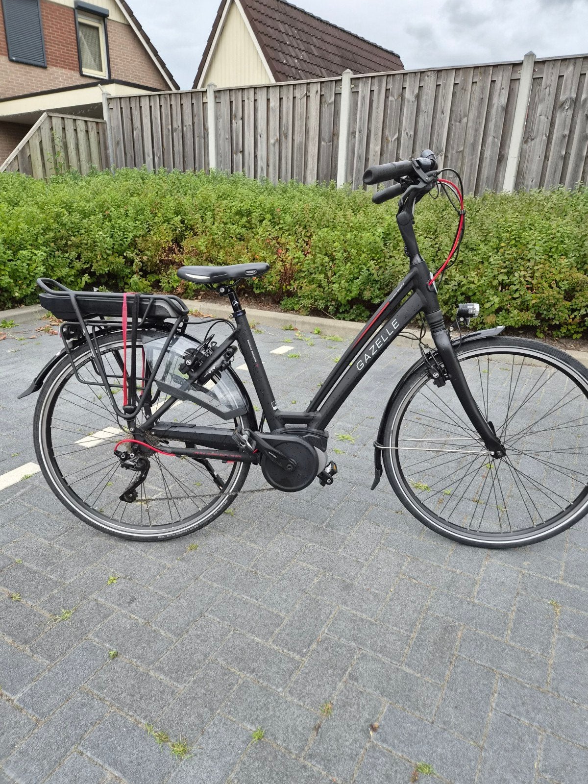 gazelle chamonix t10 elektrische damesfiets, Fietsen en Brommers, Ophalen, Zo goed als nieuw, 51 tot 55 cm, 50 km per accu of meer
