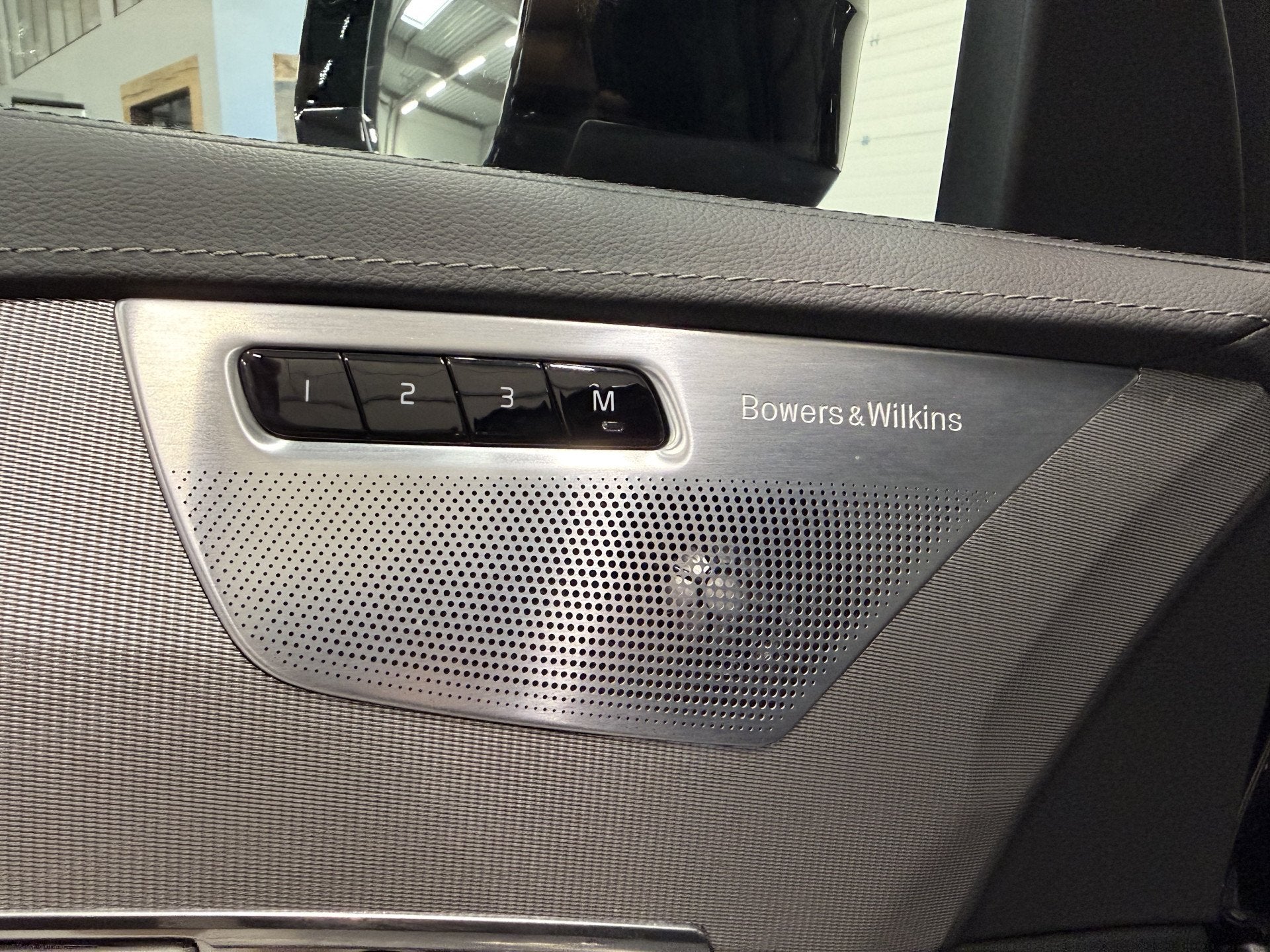 Foto 52 van Volvo XC90 T8 Recharge AWD R-Design PANO/B&W/TREKHAAK/360CAM