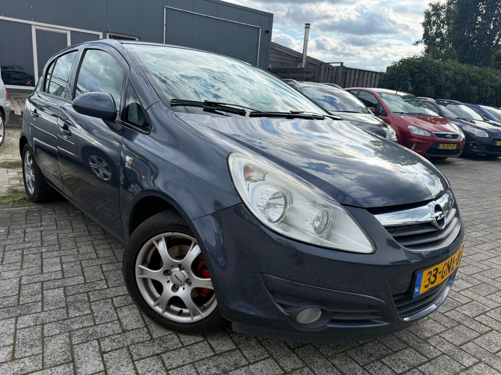 Opel Corsa 1.4-16V/APK MAART 2027/TREKHAAK/16 INCH/AIRCO/NAP, Voorwielaandrijving, 4 cilinders, Parkeersensor, 49 €/maand