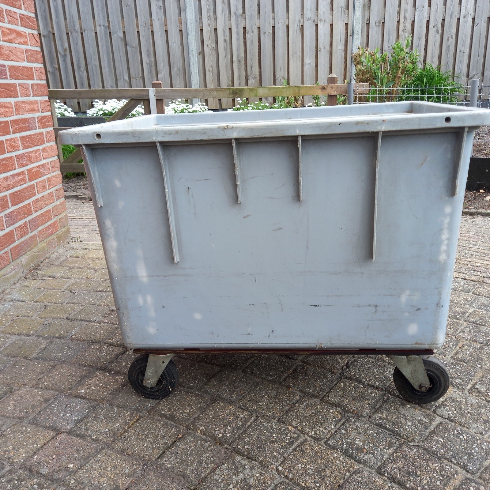 kunststof bak met wielen, 100 liter of meer, Ophalen, Transportkar