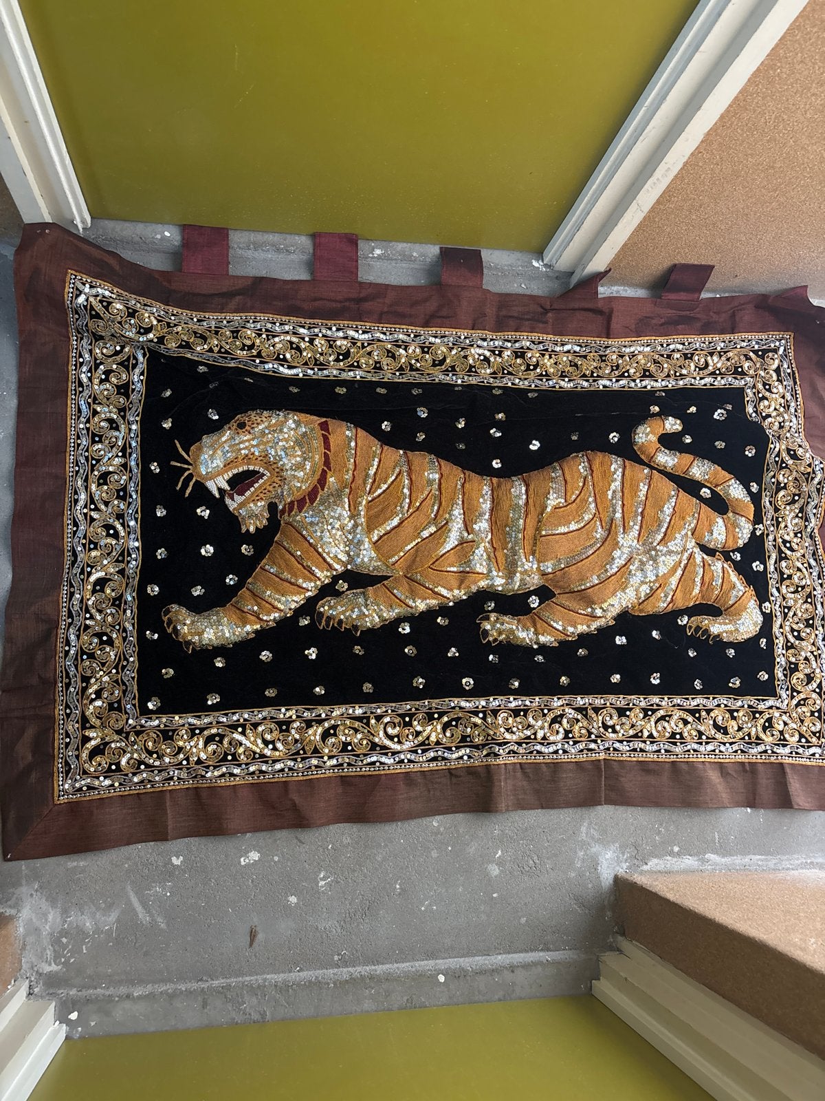 Handgemaakt wandkleed met tijger en pailletten, Meerkleurig, Ophalen of Verzenden, Textiel, Oosters