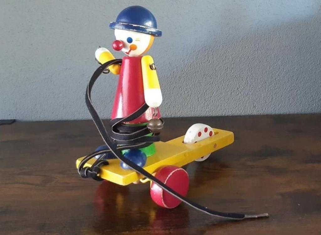 Antieke Houten Trekkar Clown met Belletjes - 20cm, Antiek en Kunst, Ophalen of Verzenden