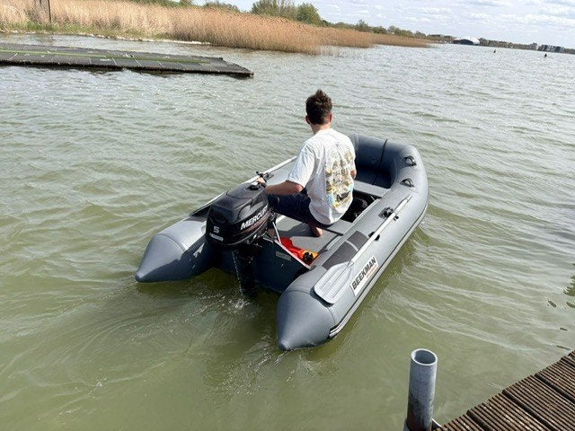 Leuke Rubberboot (Beekman) met 5PK Mercury Motor, Watersport en Boten, Rubberboten, 5 pk, 20 cm, Zo goed als nieuw, Hout