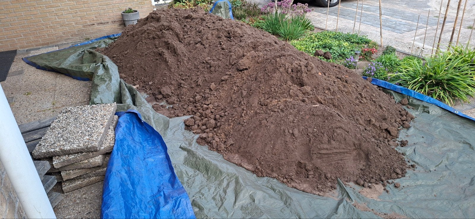 Zwart zand gratis circa 2 á 3 kuub, Tuin en Terras, Ophalen, Overige typen