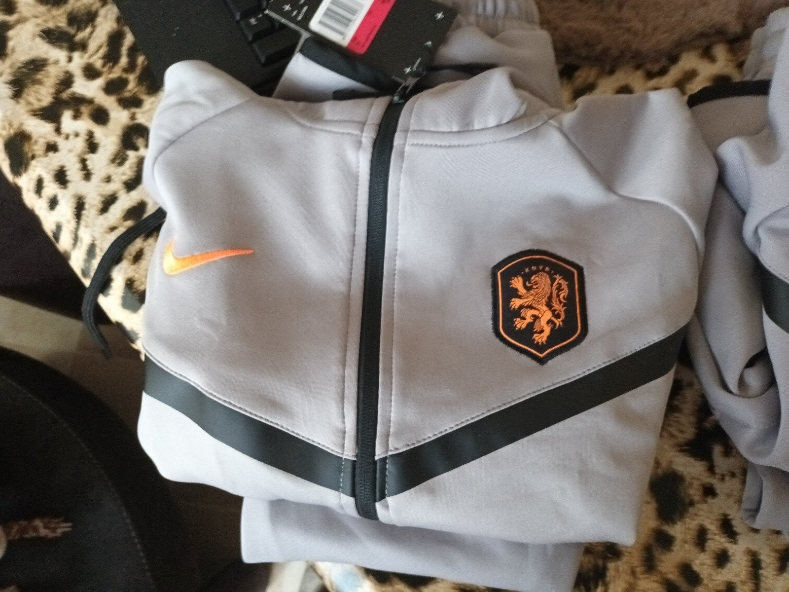 Nieuwe kinder trainingspakken - Diverse maten en kleuren, Ophalen of Verzenden, Nieuw, Nike, Jongen of Meisje