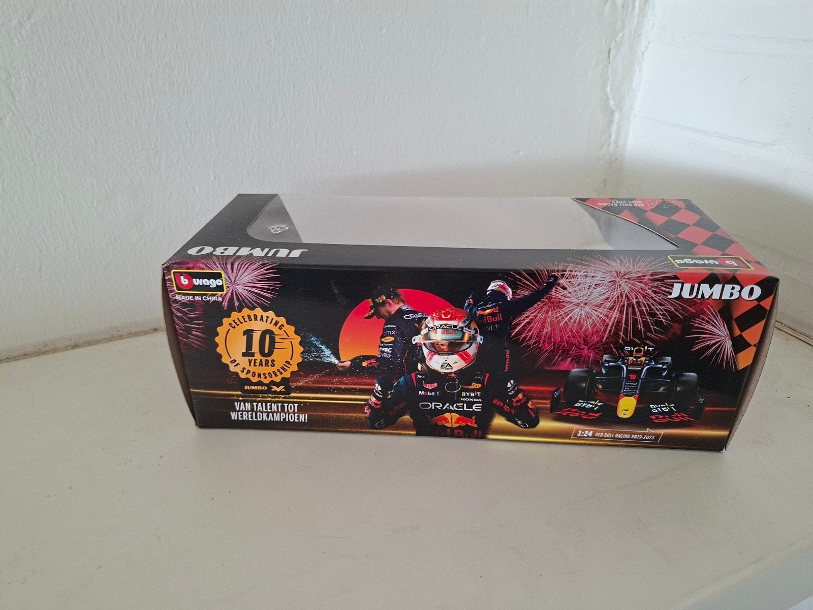 Bburago Red Bull Racing RB19 Max Verstappen 2023 1:24, Ophalen of Verzenden, Nieuw, Auto, Overige merken