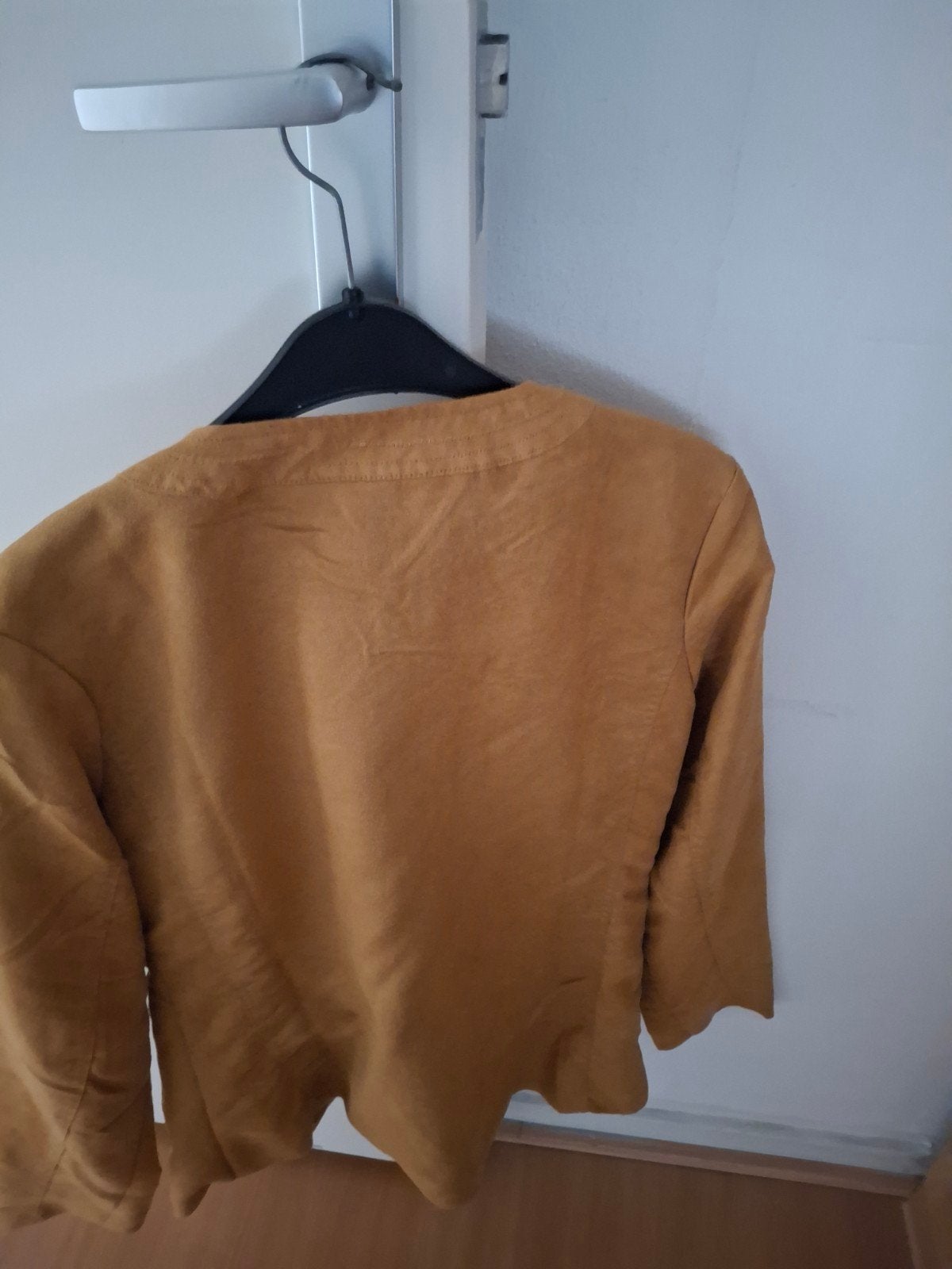 Atlas for Women Jasje - Okergeel, Maat M, Kleding | Dames, Geel, Zo goed als nieuw, Ophalen, Maat 38/40 (M)