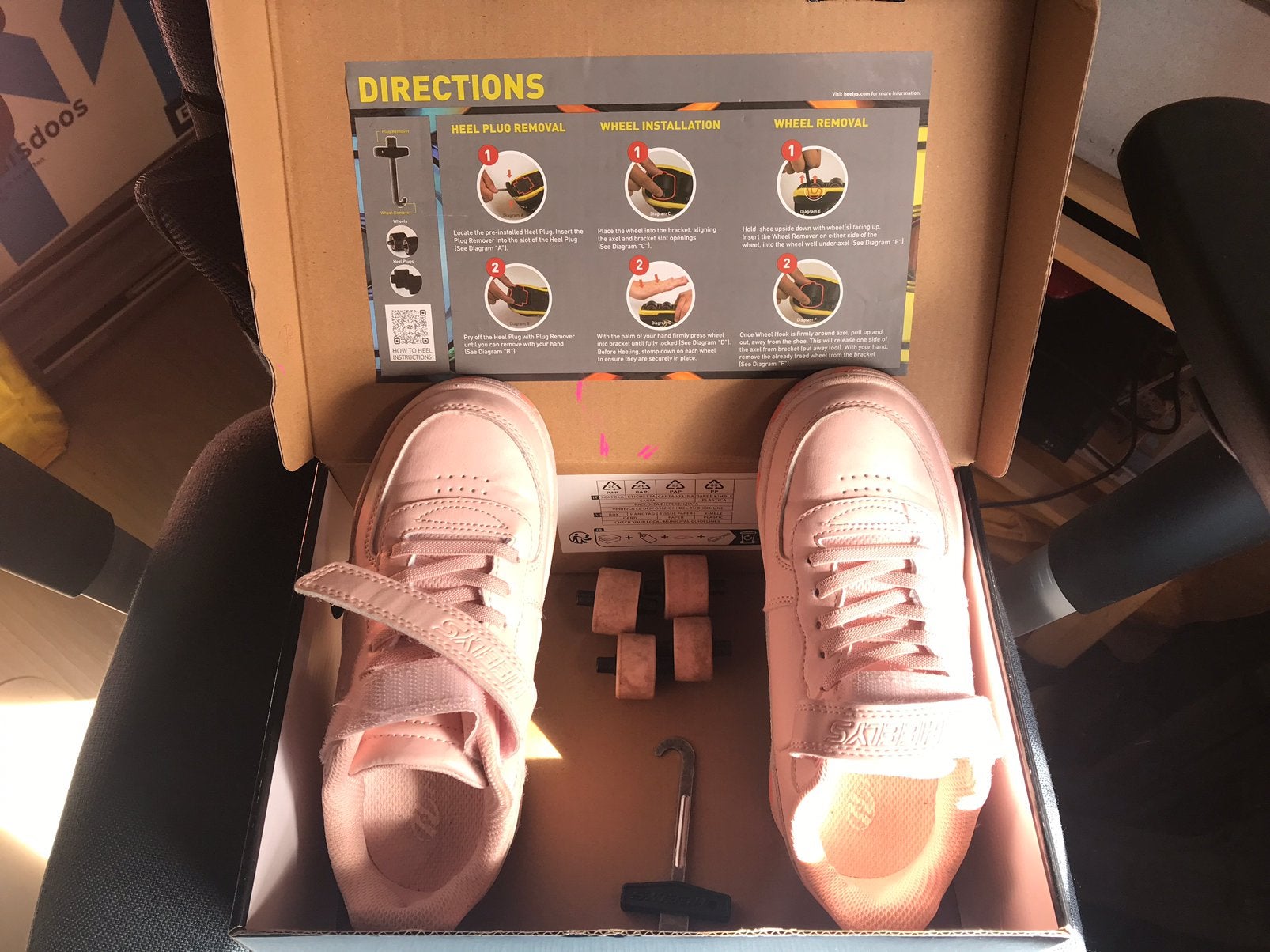 Originele roze heelys rezerve x2 mt 33, Ophalen of Verzenden, Zo goed als nieuw