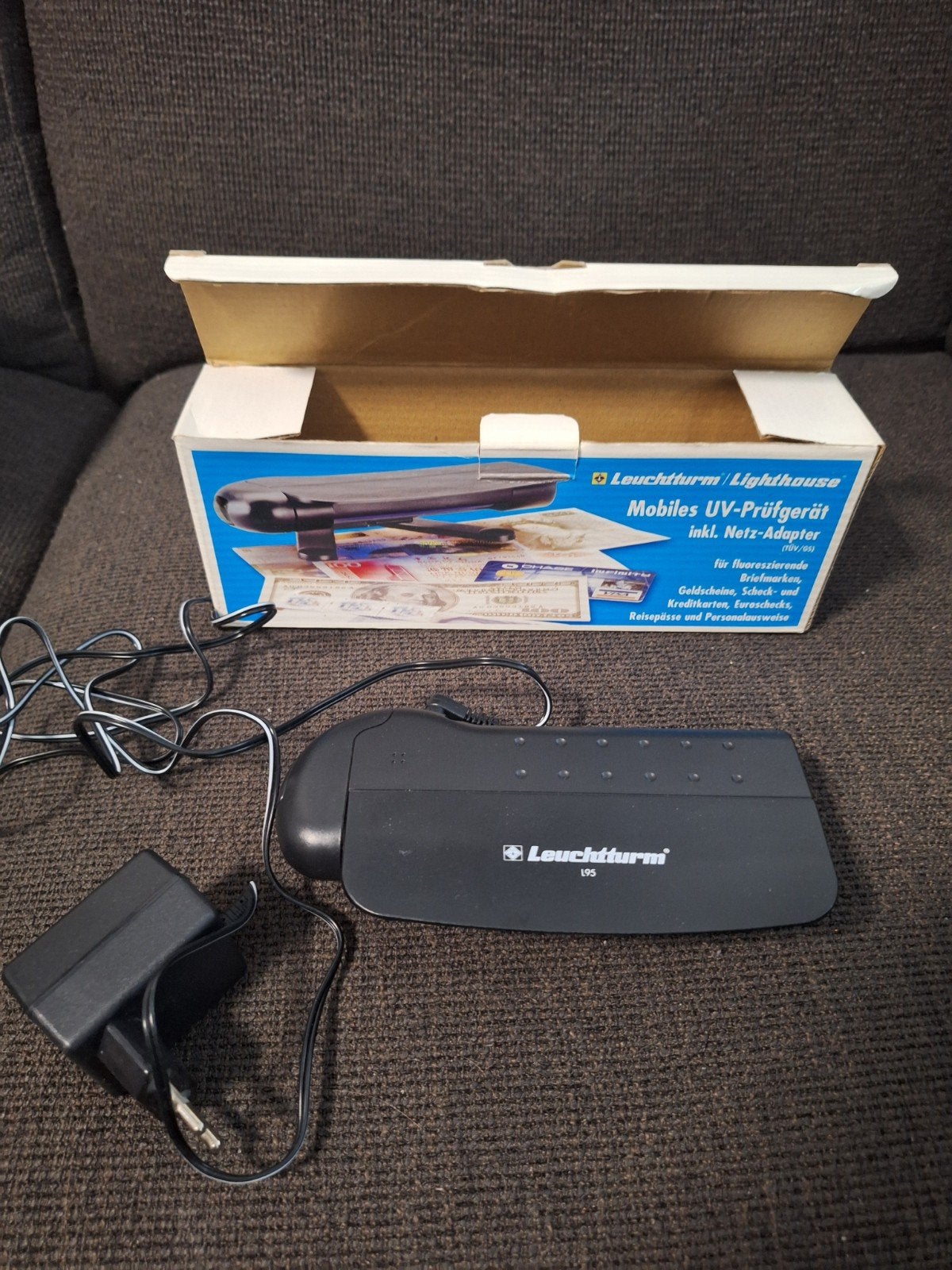 Leuchtturm Mobiele UV-detector voor valsgeld en documenten, Postzegels en Munten, Ophalen of Verzenden, Valsgelddetector