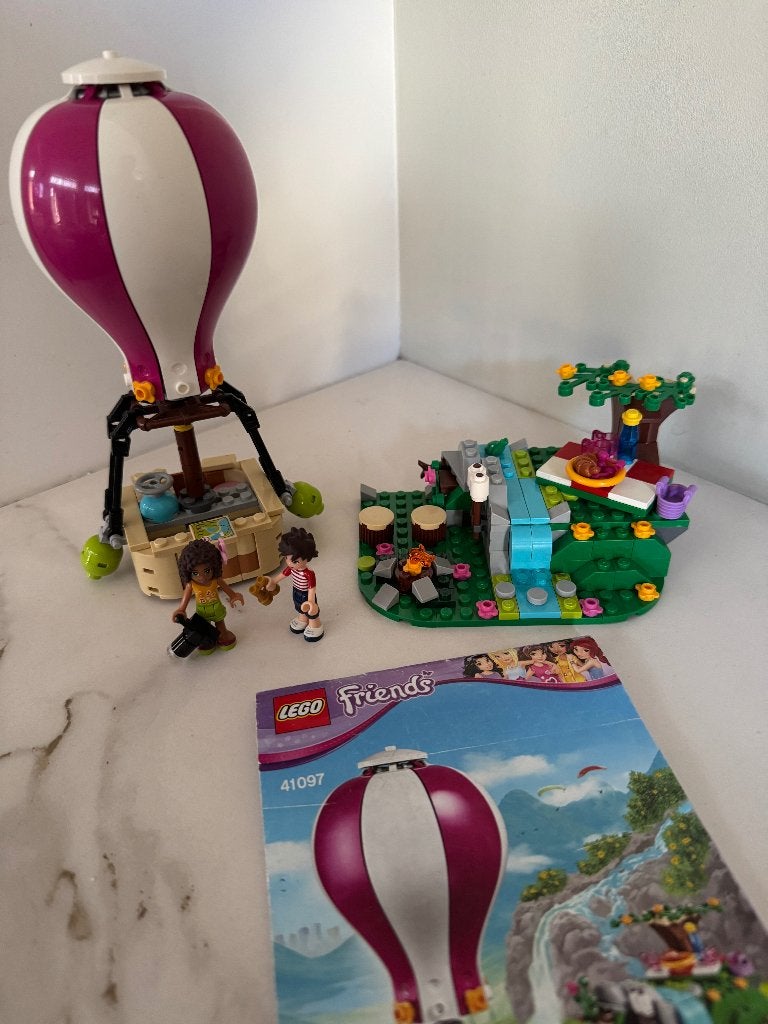41097 Lego Friends Heartlake luchtballon + Doos COMPLEET, Lego, Inclusief accessoires, Friends, Ophalen of Verzenden