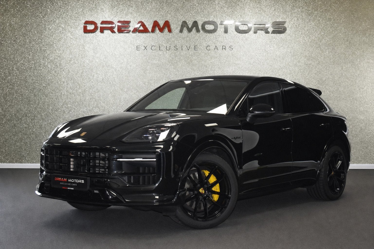 Porsche Cayenne Coupé 3.0 E-Hybrid TURBO GT 470pk | BIJRIJD, Automaat, Zwart, 2995 cc, Zwart