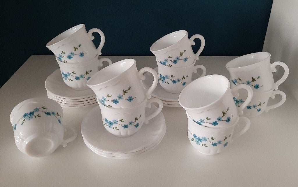 Elf Arcopal Veronica kop en schotels, Ophalen of Verzenden, Overige stijlen, Kop(pen) en/of Schotel(s), Glas