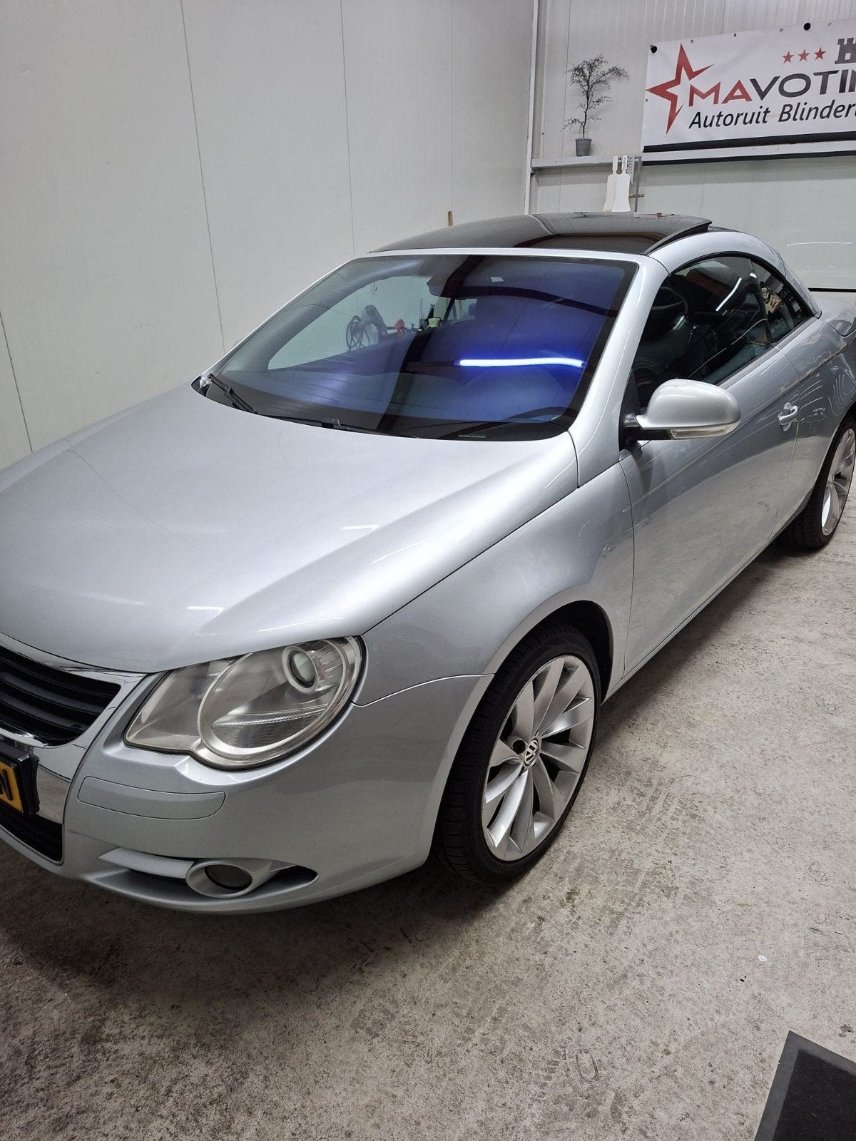 Volkswagen Eos 1.6 16V FSI 2007 Grijs, Auto's, 4 cilinders, Cabriolet, 4 stoelen, Origineel Nederlands