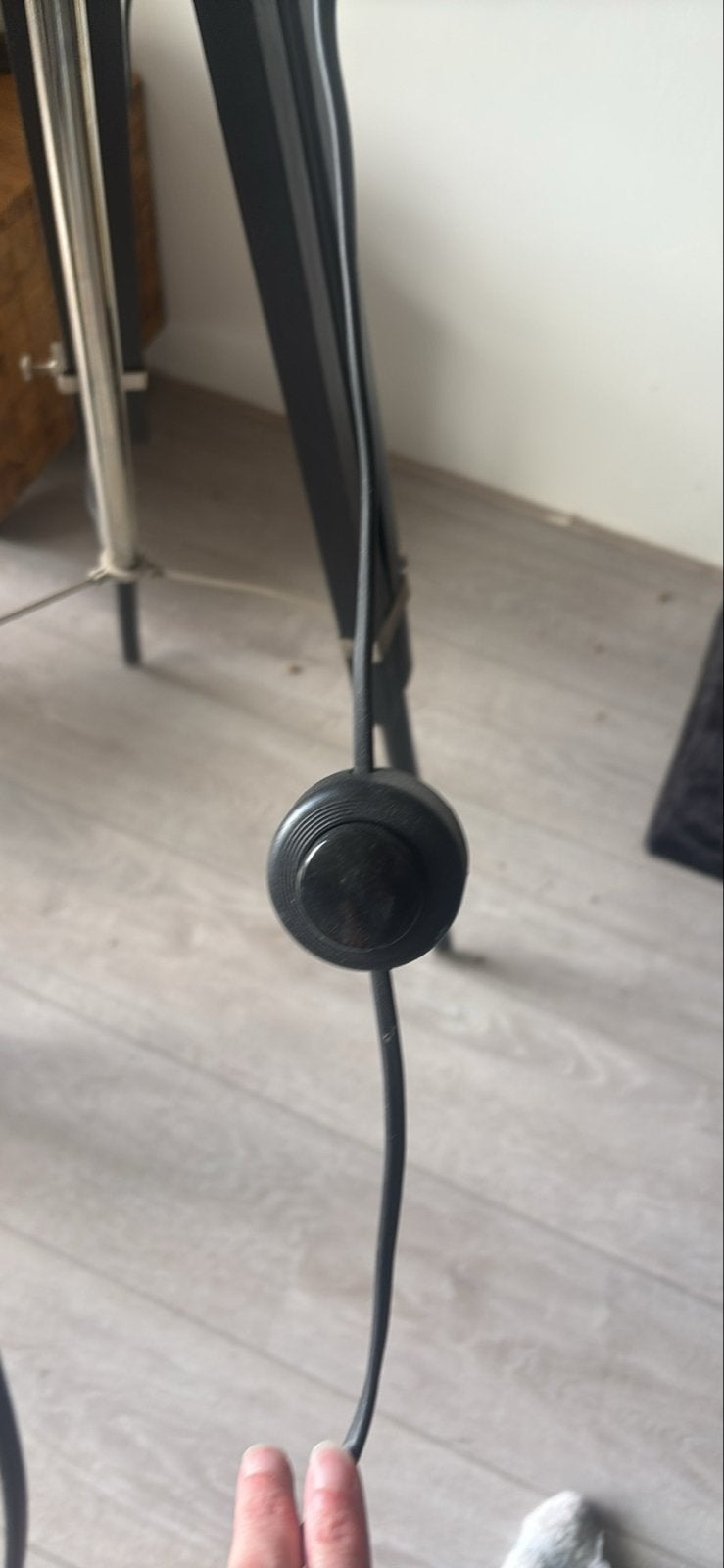 Staande lamp met driepoot - 135cm hoog, Ophalen, Gebruikt, Stof, 100 tot 150 cm