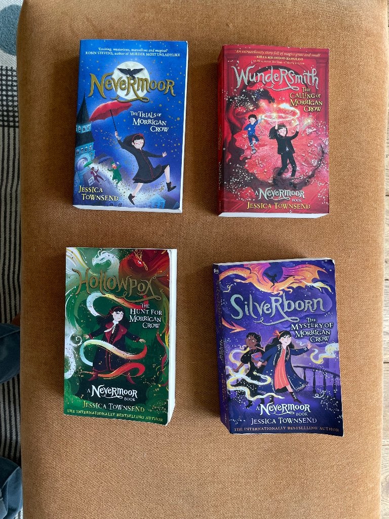 Nevermoor - Complete Set (English), Ophalen of Verzenden, Zo goed als nieuw