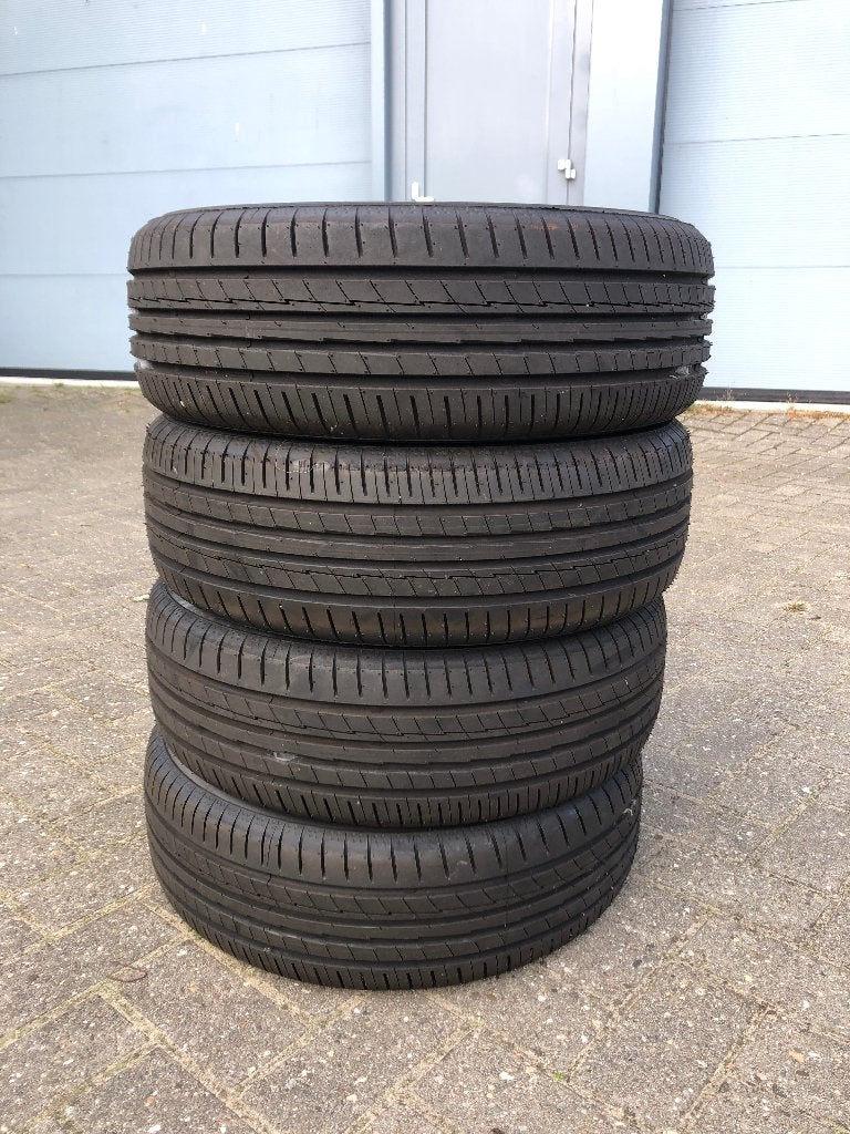 Goedkoop nieuwe merkbanden Yokohama  4 voor 125 euro!!, Ophalen, 16 inch, Nieuw, 185 mm