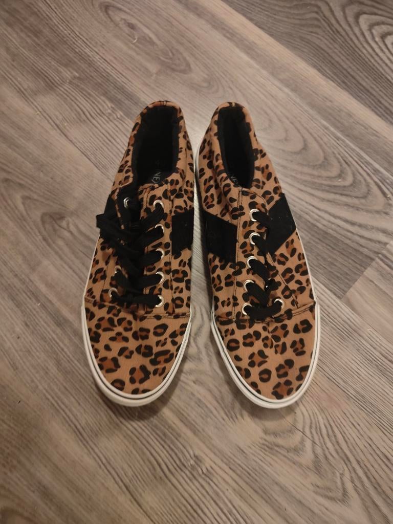 Inextenso sneakers met luipaardprint, maat 40, Overige kleuren, Ophalen of Verzenden, Sneakers of Gympen, Zo goed als nieuw