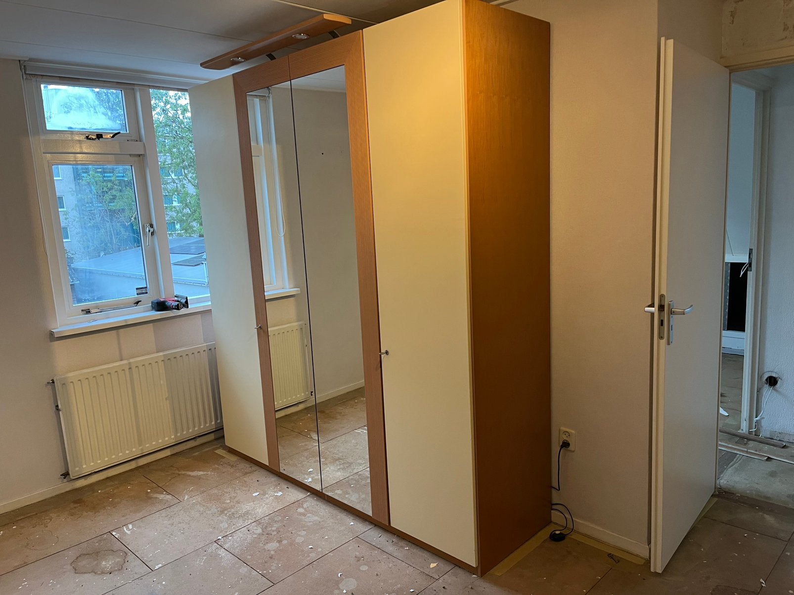 Kledingkast, Ophalen, Gebruikt, 50 tot 75 cm, 150 tot 200 cm