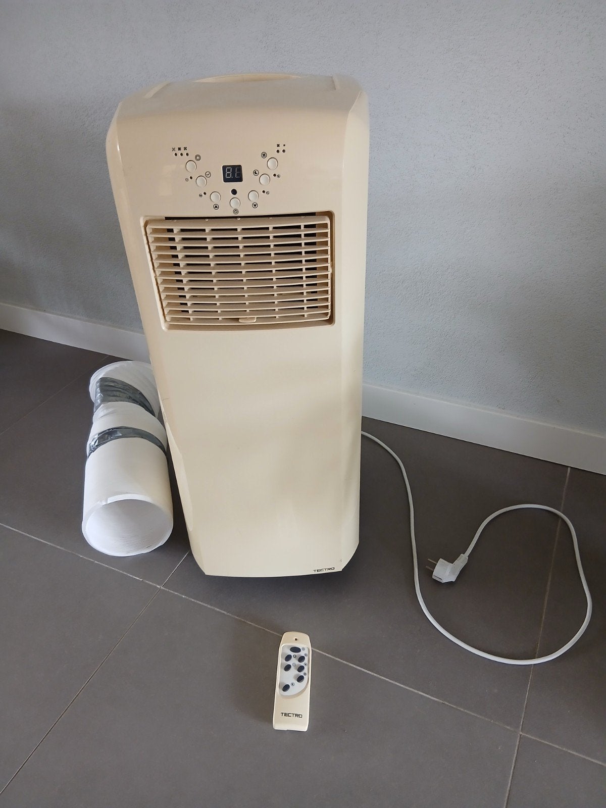 Mobiele airco Tectro TP 1020 met afstandsbediening, Ophalen, Gebruikt, Minder dan 60 m³, Energieklasse A of zuiniger
