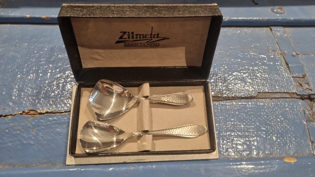 Vintage zilverkleurig taartbestek Zilmeta Gero in cassette, Antiek en Kunst, Antiek | Bestek, Ophalen of Verzenden