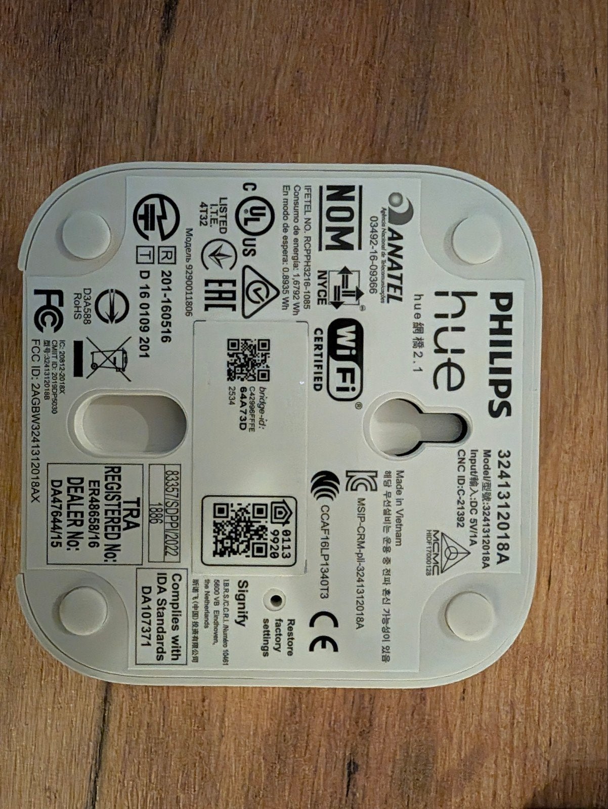 Philips Hue Starterkit: Bridge, Dimmer & 3 E27 Lampen, Ophalen of Verzenden, Zo goed als nieuw